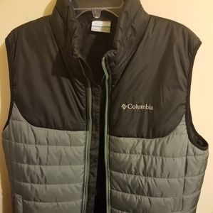 Columbia Olive Green Puffer Vest